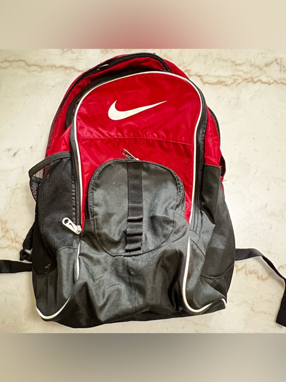 Nice Vintage NIKE SPORT Back Pack Back to School Bag Day Pack Red Black White